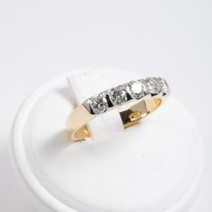 Anello riviera oro giallo 18k con diamanti 0,50ct