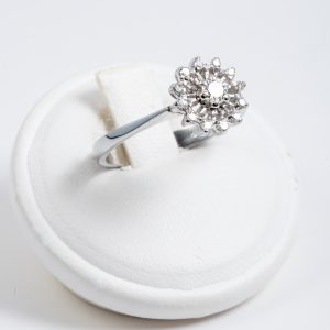 Anello oro bianco 18k con diamanti 0,25ct