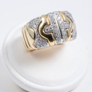 Anello oro giallo 18k con pavé di diamanti