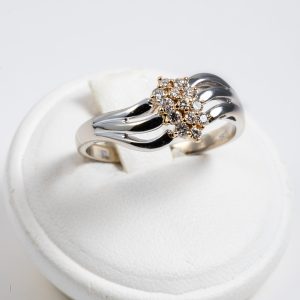 Anello oro bianco 18k con diamanti 0,20ct