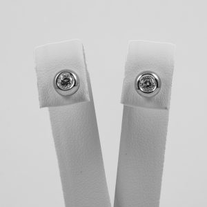 Orecchini oro bianco 18k con diamanti 0,40ct