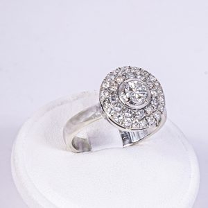 Anello oro bianco 18k con diamanti tot. 0,80ct