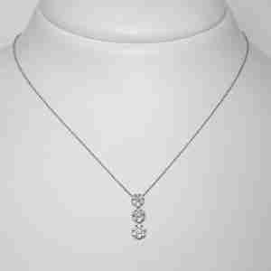 Collana oro bianco 18k con pendenti e diamanti 0,60ct tot.