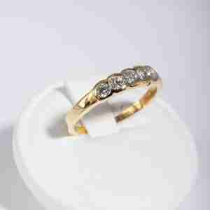 Anello riviera oro giallo 18k con diamanti 0,50ct