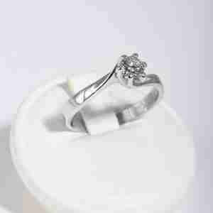 Anello solitario oro bianco 18k con diamante 0,40ct