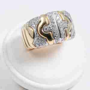 Anello oro giallo 18k con pavé di diamanti